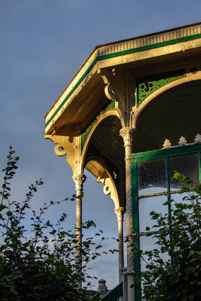 Golden sun on the bandstand at the Botanical Gardens
